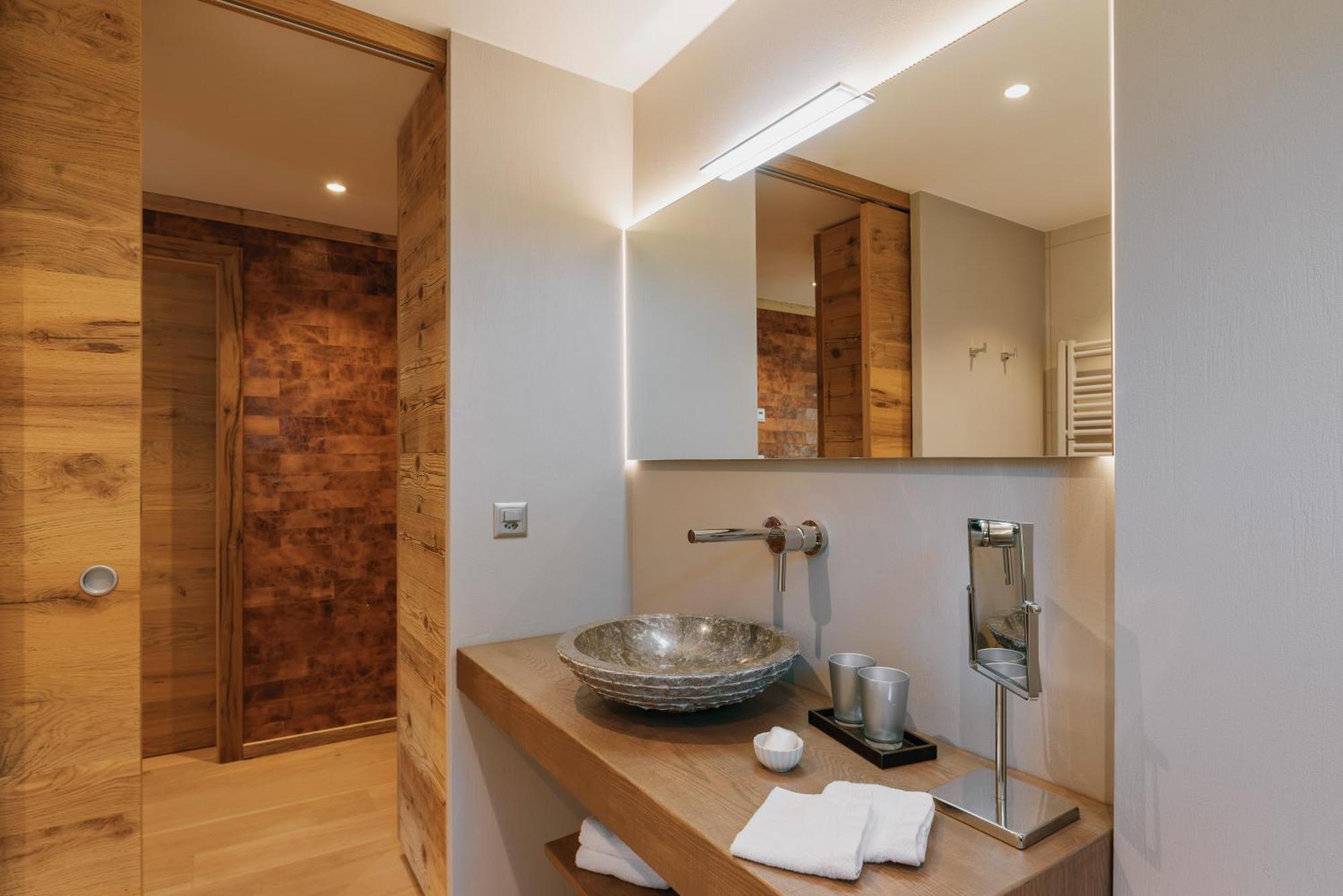 Caschu Alp Boutique Design *